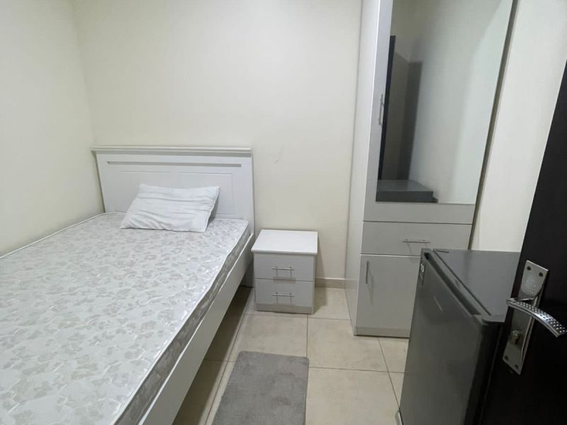 Single Room Available For Rent In Dubai Marina AED 2250 Per Month